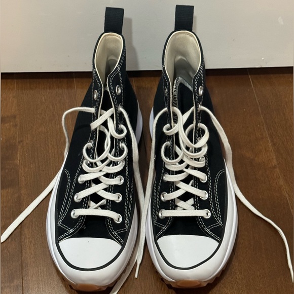 Like New Converse Chuck Taylor All Star Run Star High Top Platform sneaker - Picture 4 of 8